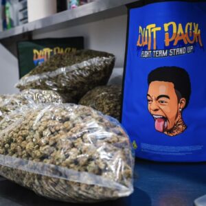 Duttpack | Dutt Pack Weed | dutt pack pound bag | Duttpacks.com